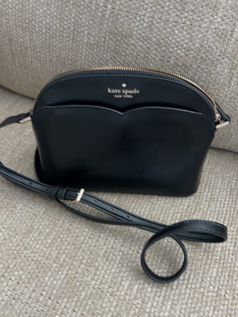 kate spade black leather heart-accent crossbody bag